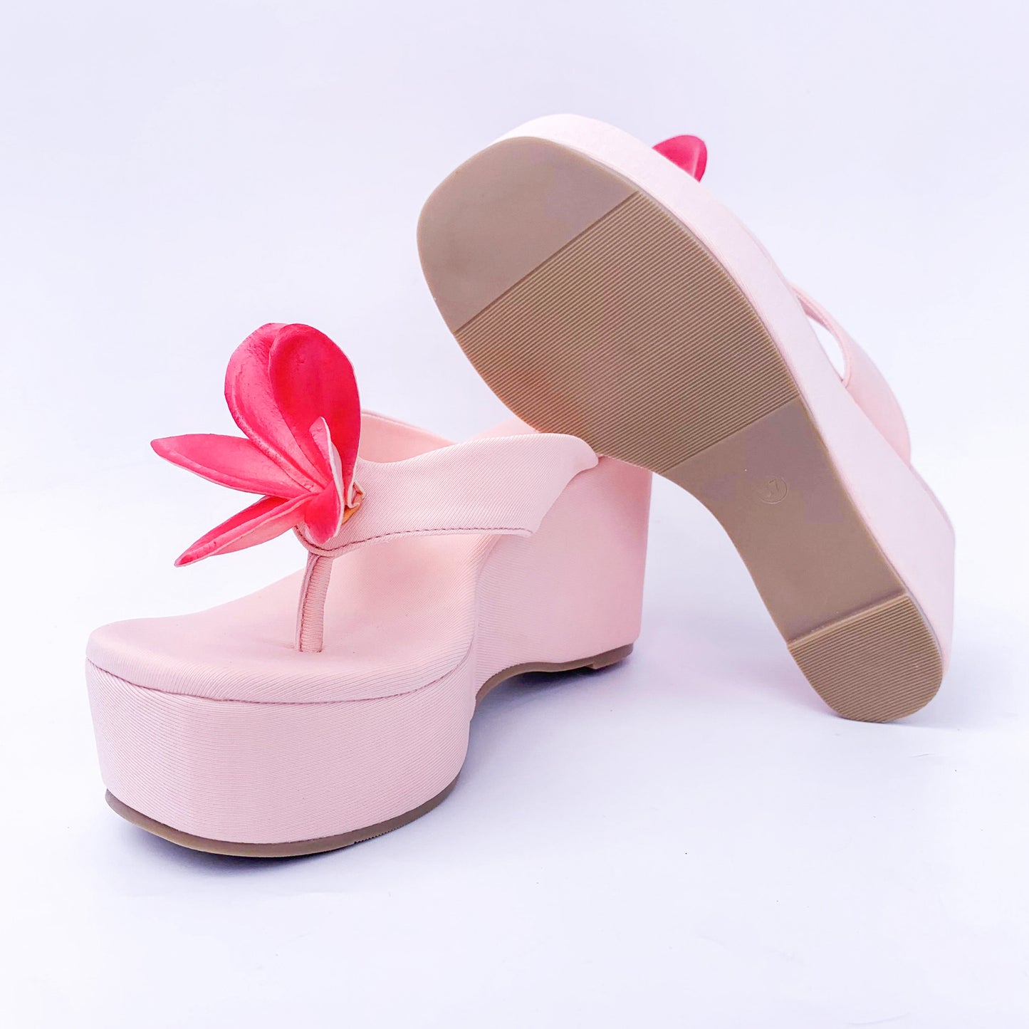 Flower Wedge sandals ( Read full description)