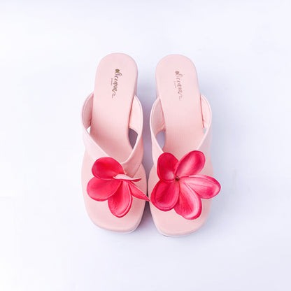 Flower Wedge sandals ( Read full description)