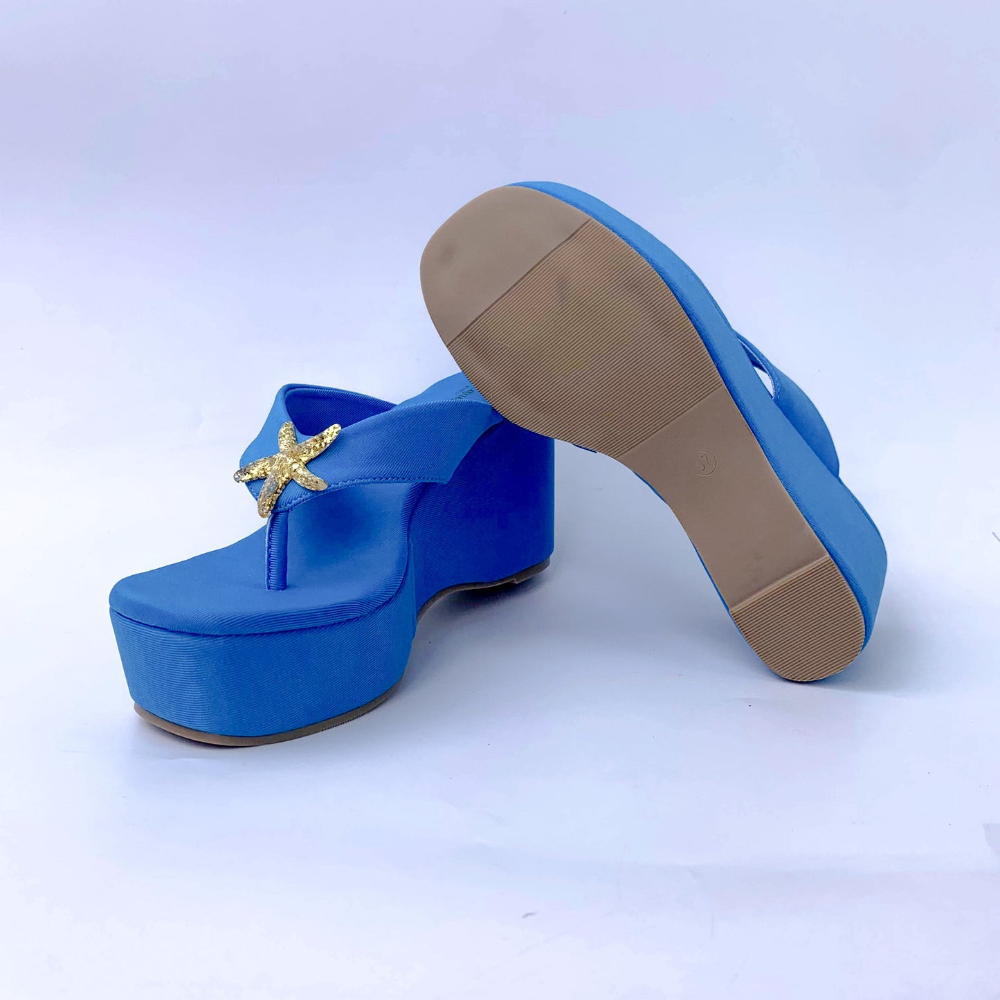Flower Wedge sandals ( Read full description)