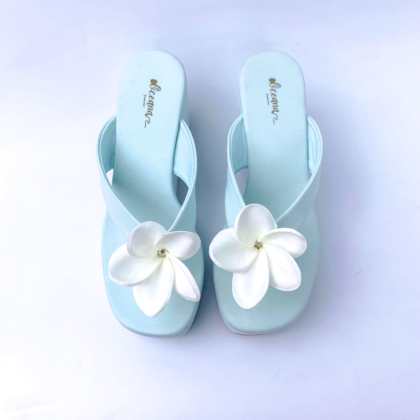 Flower Wedge sandals ( Read full description)